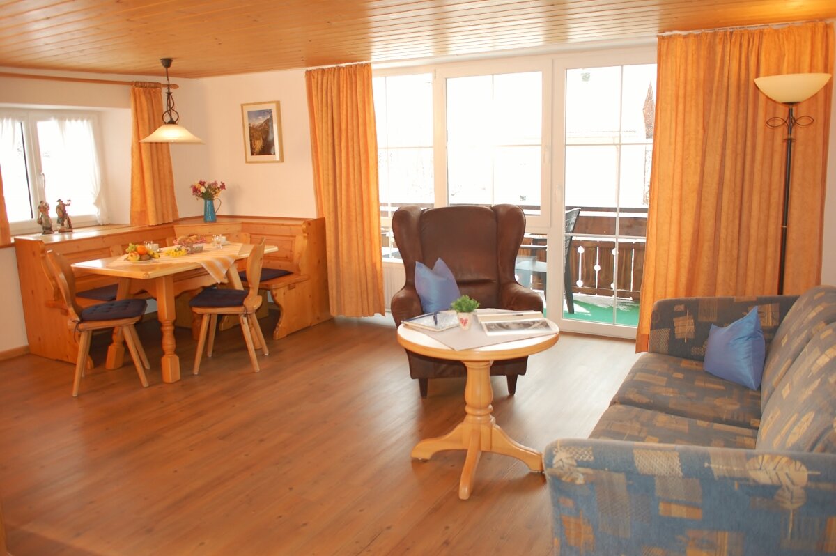 zum Appartement
